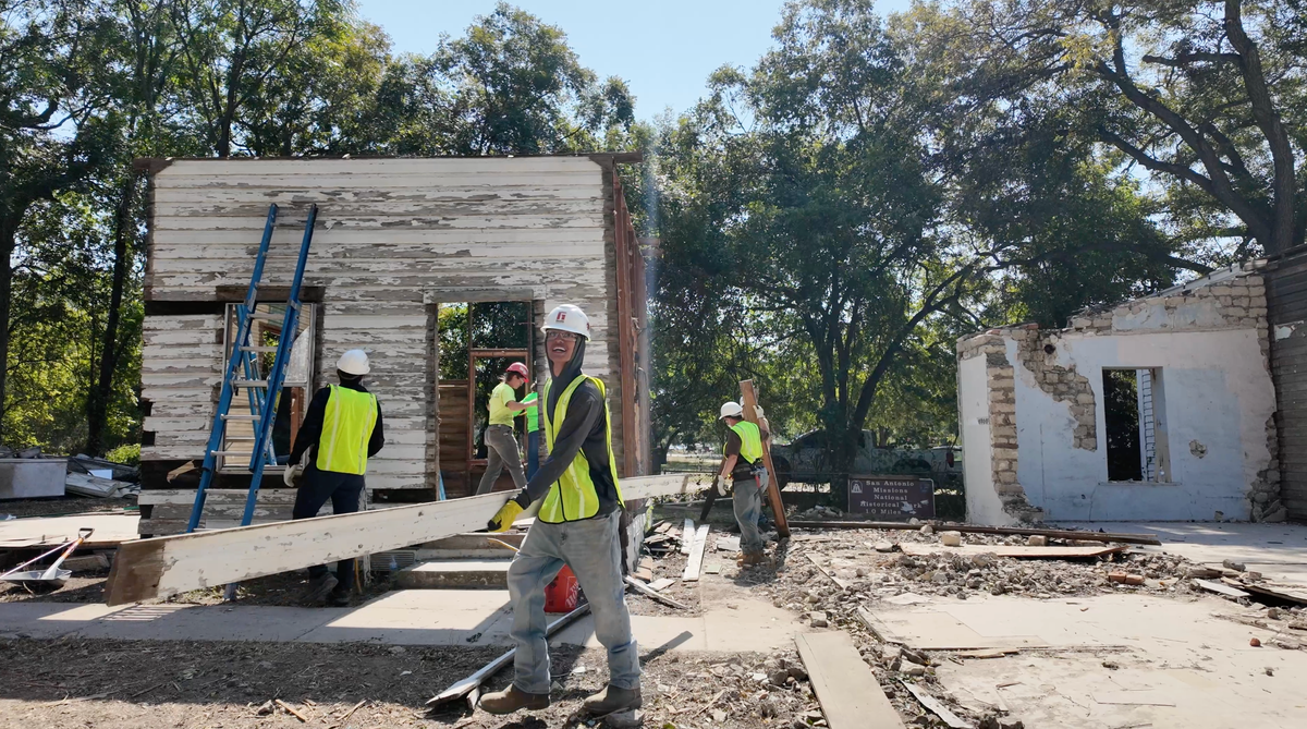 Beyond Demolition: San Antonio’s Deconstruction Revolution Redefines Urban Growth